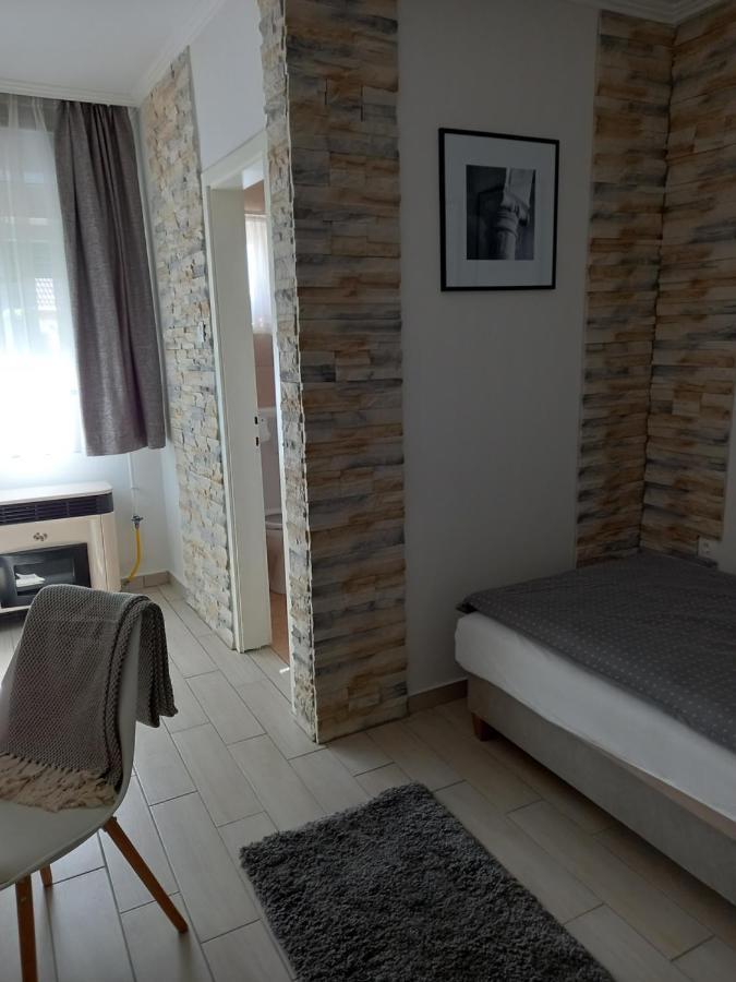Viola Vendeghaz Bed and Breakfast Pápa Εξωτερικό φωτογραφία